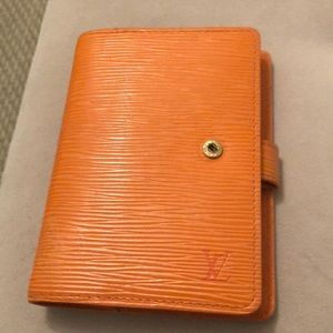 Louis Vuitton agenda